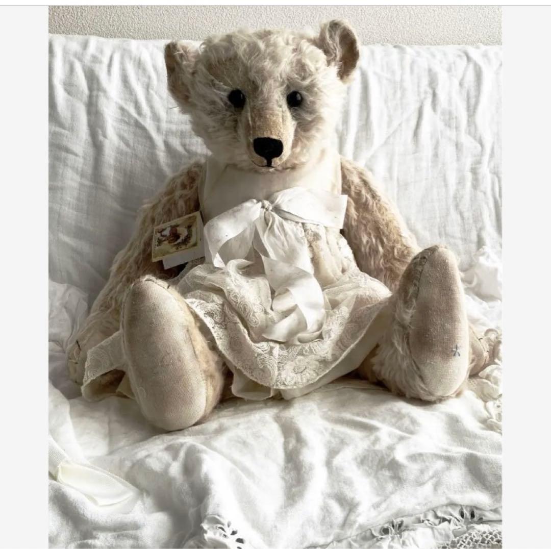 フォーゲットミーノット　ベア　海外作家　アーティスト