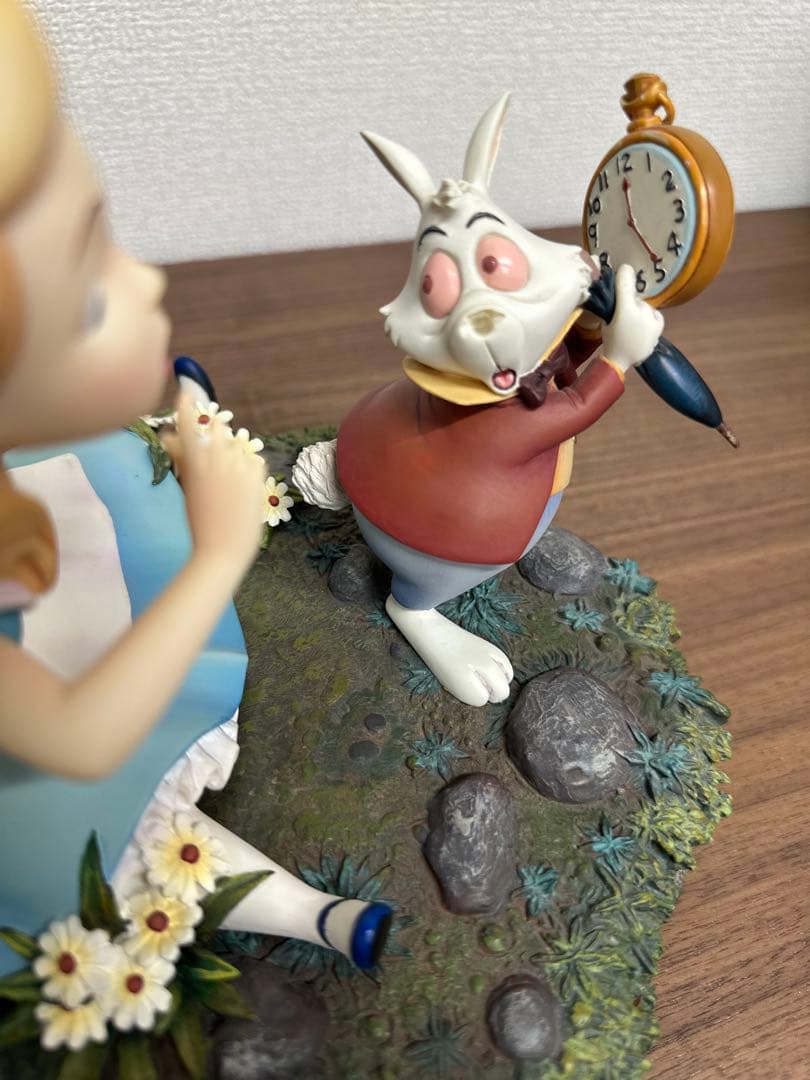 不思議の国のアリス 白うさぎ　Alice in Wonderland チシャ猫