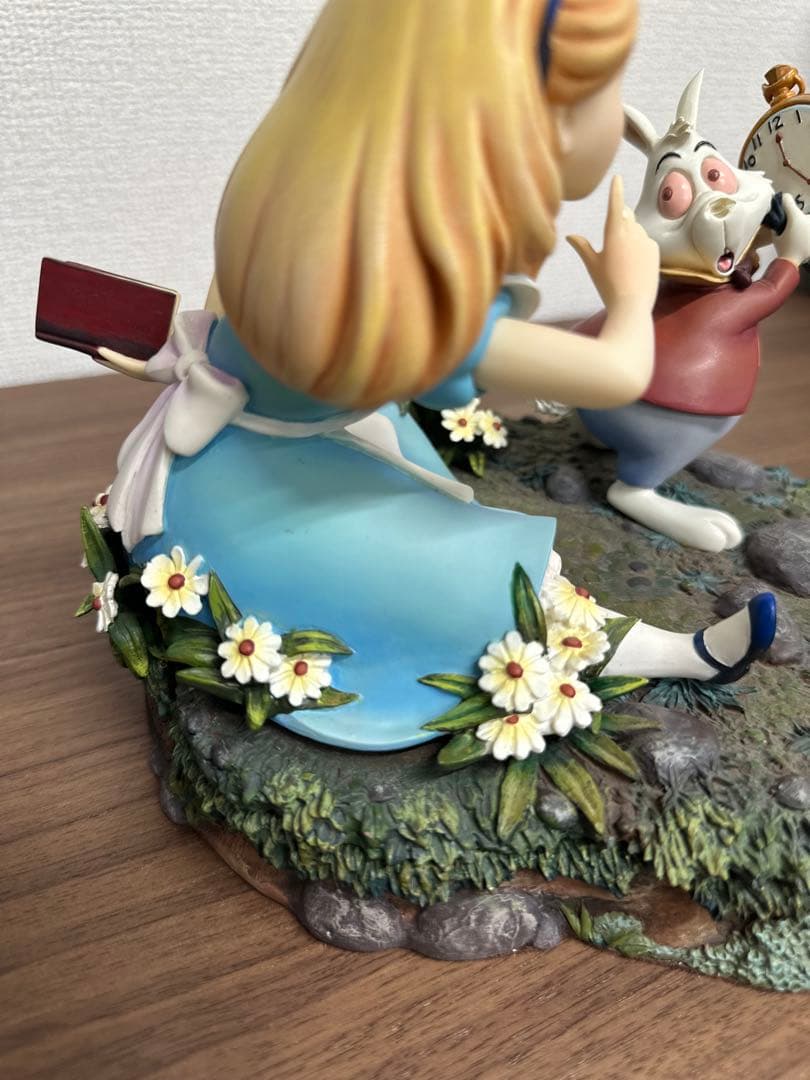 不思議の国のアリス 白うさぎ　Alice in Wonderland チシャ猫