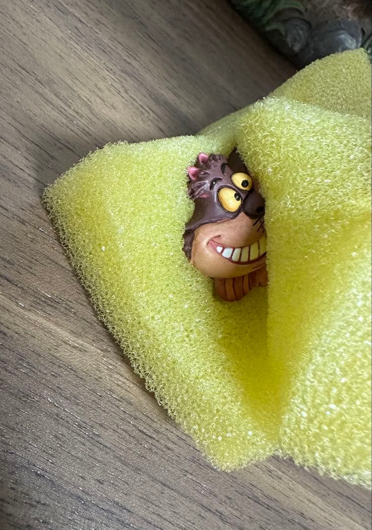 不思議の国のアリス 白うさぎ　Alice in Wonderland チシャ猫