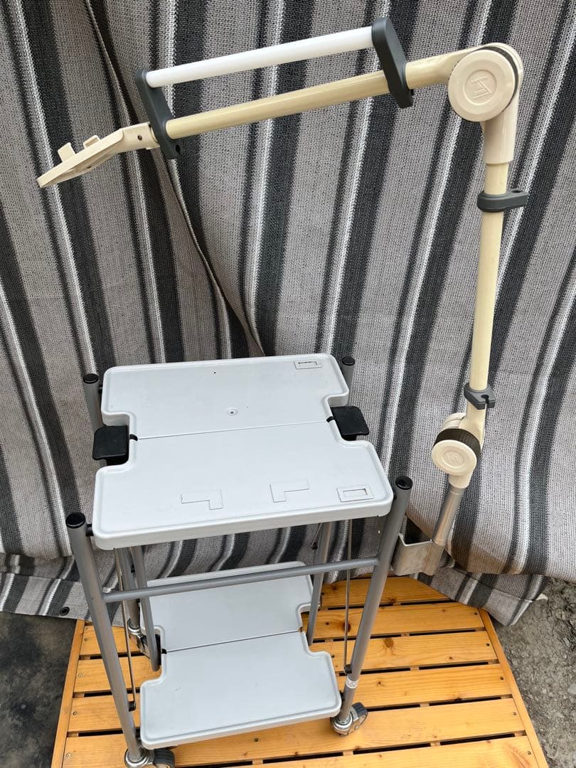FUKUDA 医療機器　折りたたみワゴン