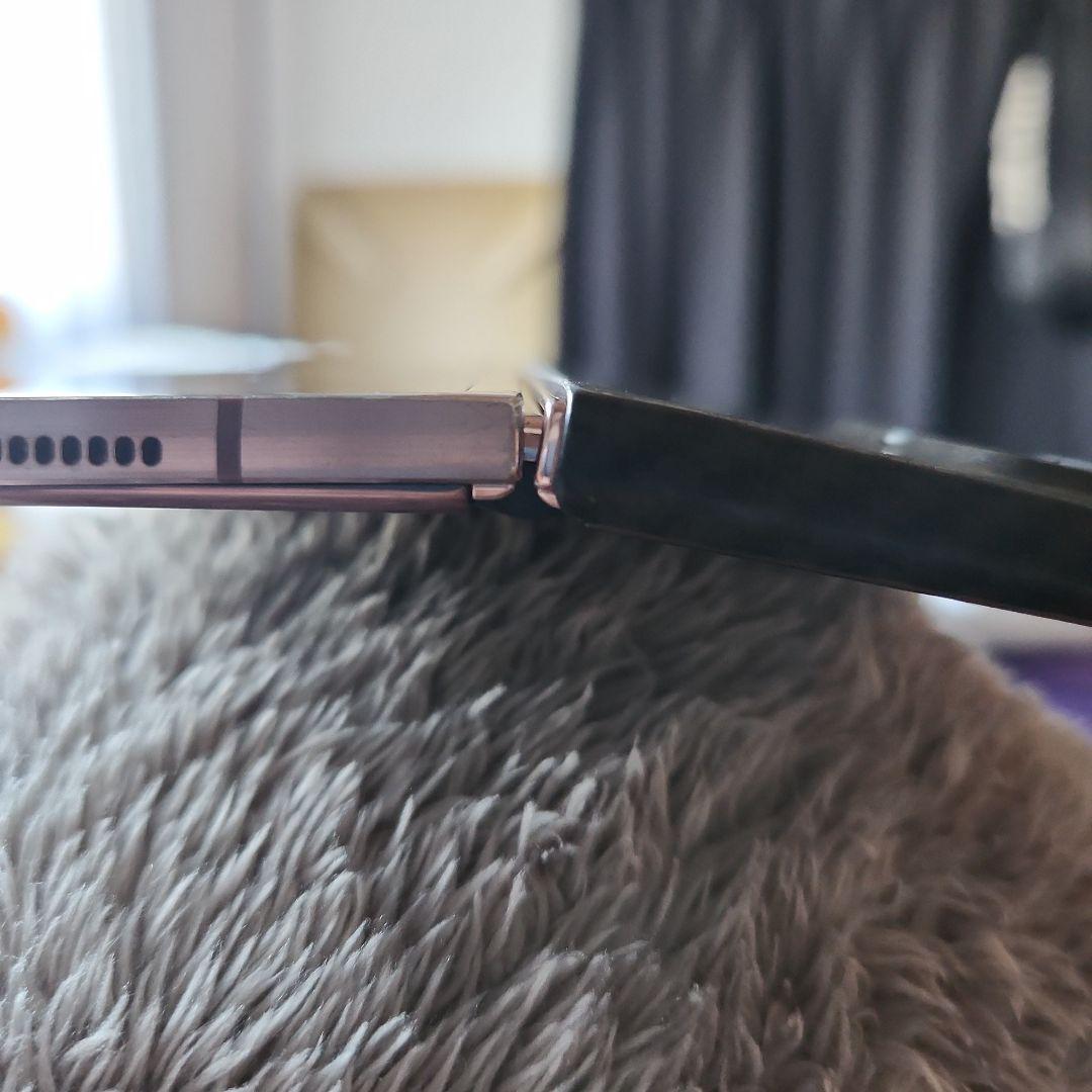 a*1様 GALAXYZ fold2 国内版 （ジャンク）