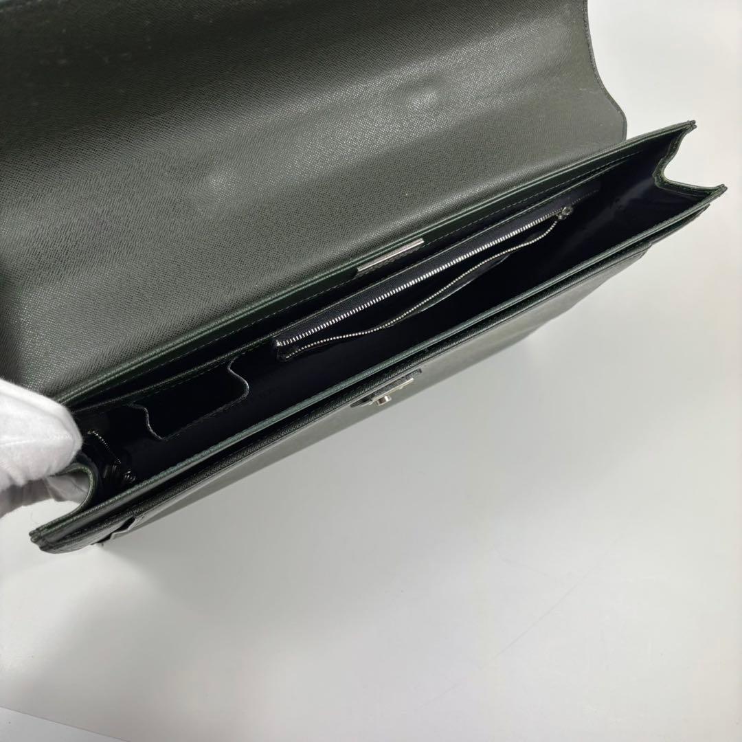 ✨美品✨希少 BURBERRY サフィアーノ ダレスバッグ ビジネスバッグ 緑