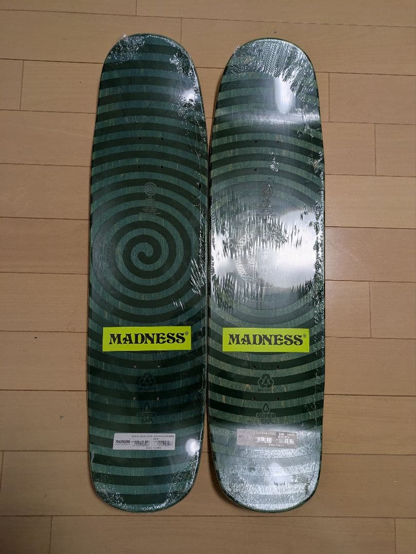 本日限定値下げ！Madness 8.375新品2枚セット　デッキ
