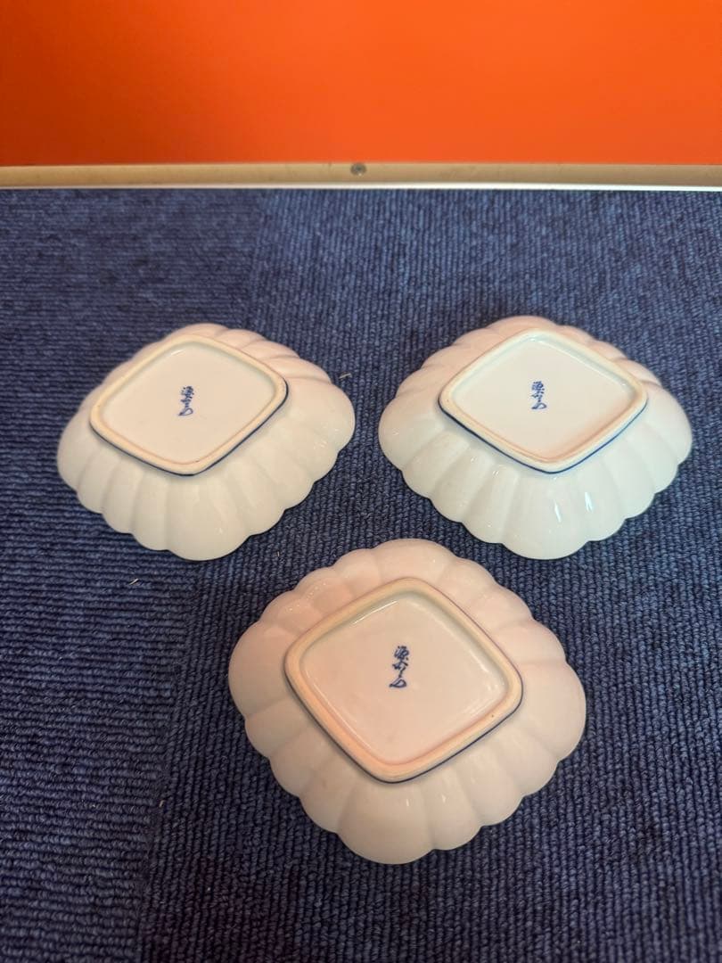 1600 源右衛門　角皿　3客