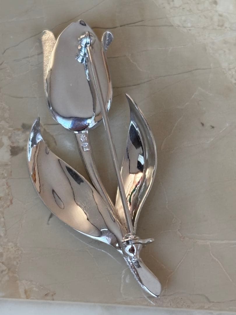 TASAKI チューリップモチーフ　真珠ブローチ