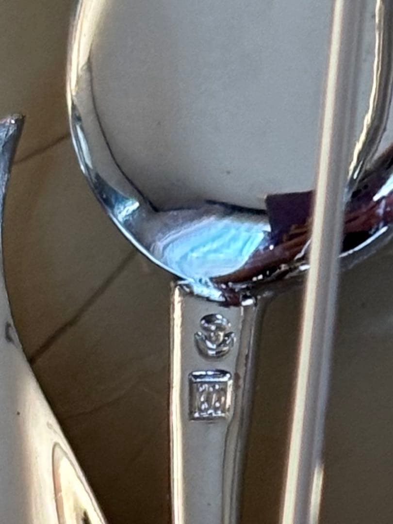 TASAKI チューリップモチーフ　真珠ブローチ