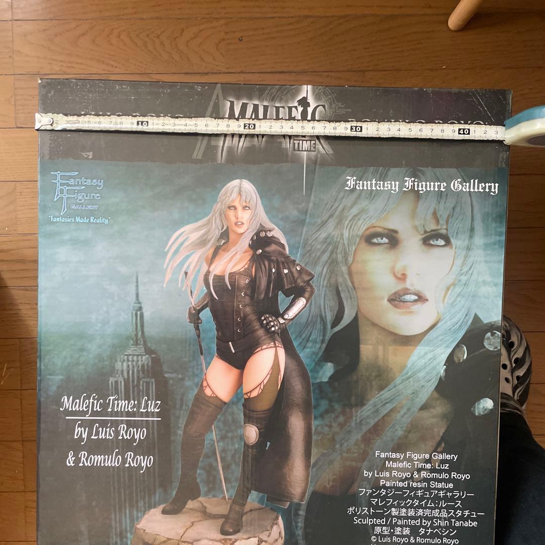 SF・ファンタジー・ホラー LUIS ROYO MALEFIC TIME YAMATO