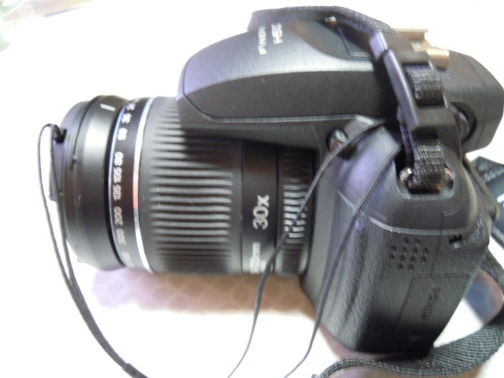 Fujifilm HS10 デジタル一眼レフ