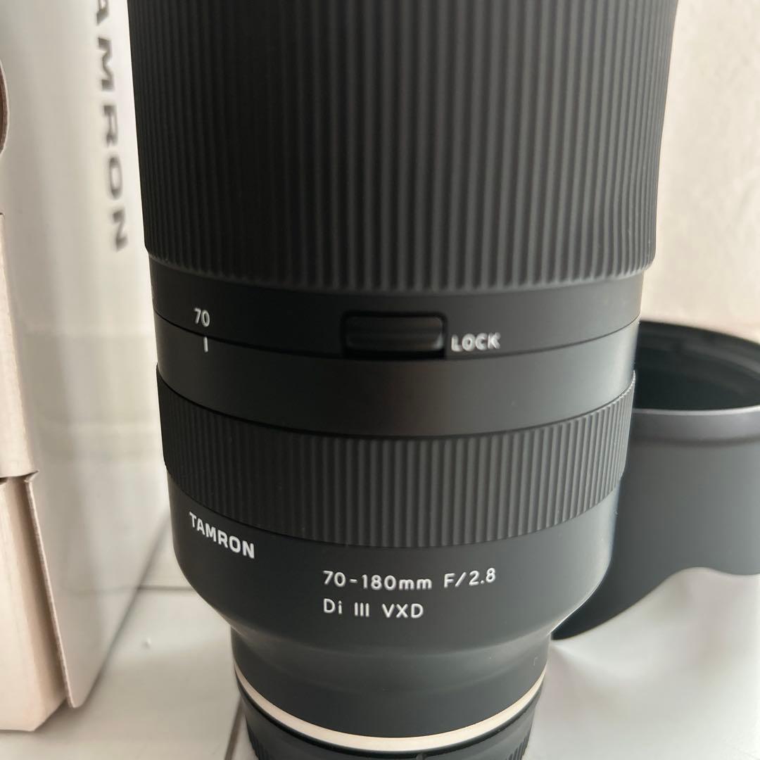 値下げ　TAMRON 70-180ミリ　F/2.8 Di III VXD