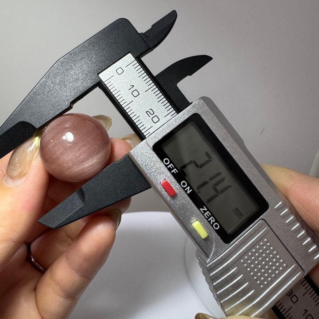 天然石　粒　インテリア　ピンク　サゲニティック　置物　シャトヤンシー　一点もの