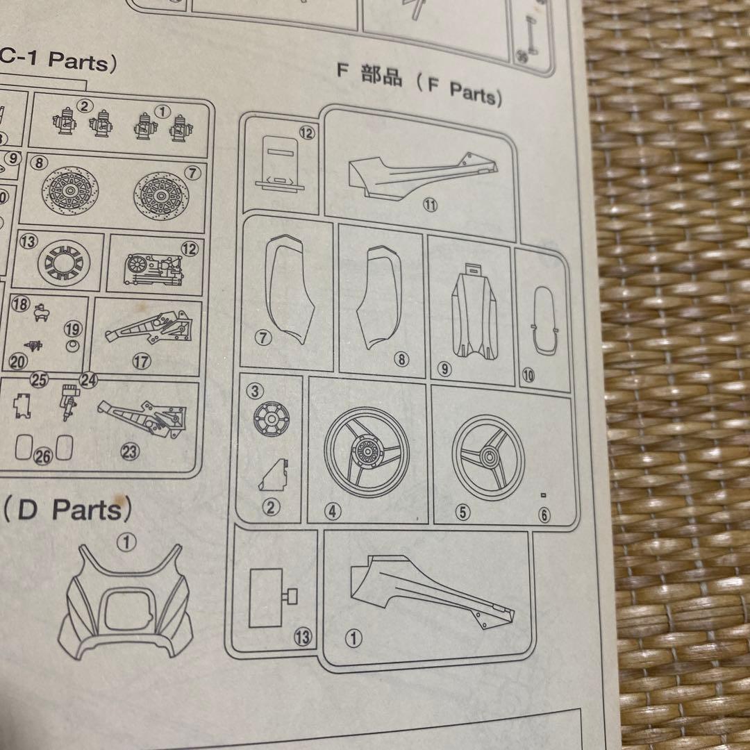 Kawasaki GPZ900R プラモデル 1/12 国内仕様 作りかけの中古