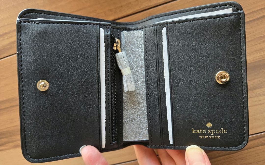 tom*様　ケイトスペード LENA SMALL BIFOLD WALLET