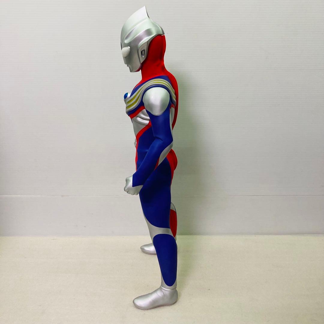 未使用★レア　JUNGLE　光の巨人シリーズ01 ウルトラマンティガ　1/100