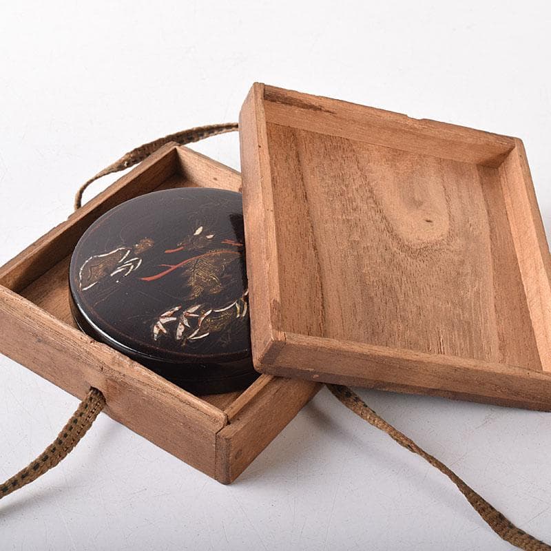 韓国漆　黒漆　螺鈿装飾　圓式香合　時代箱付　V　Ｒ8301