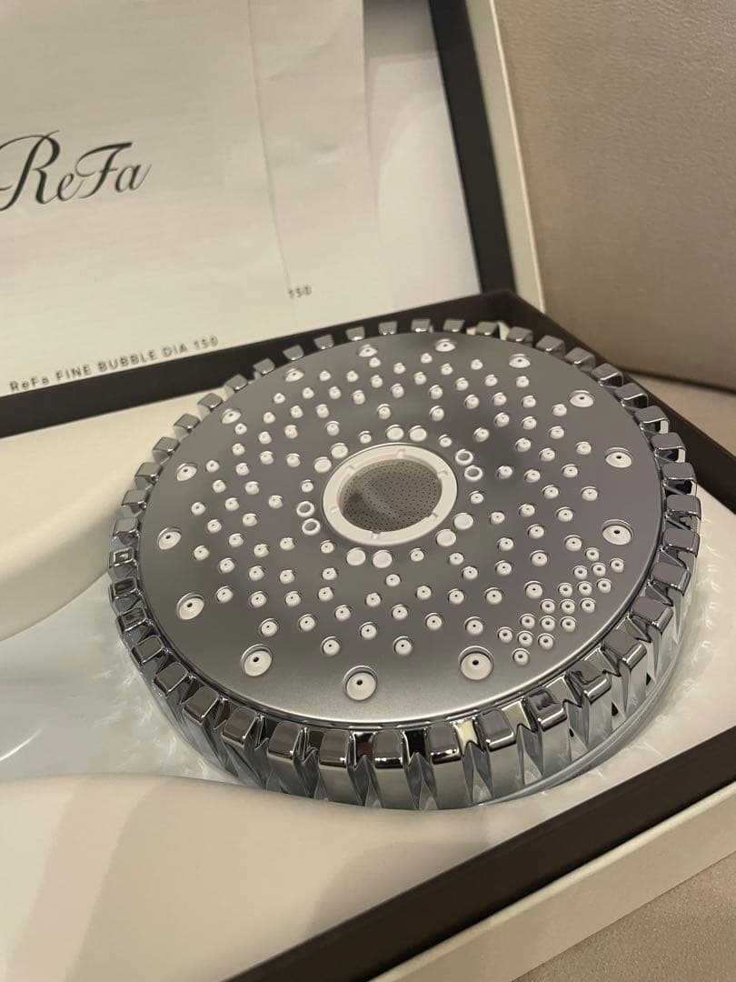新品未使用 ReFa シャワーヘッド ファインバブル ダイア150 ホワイト