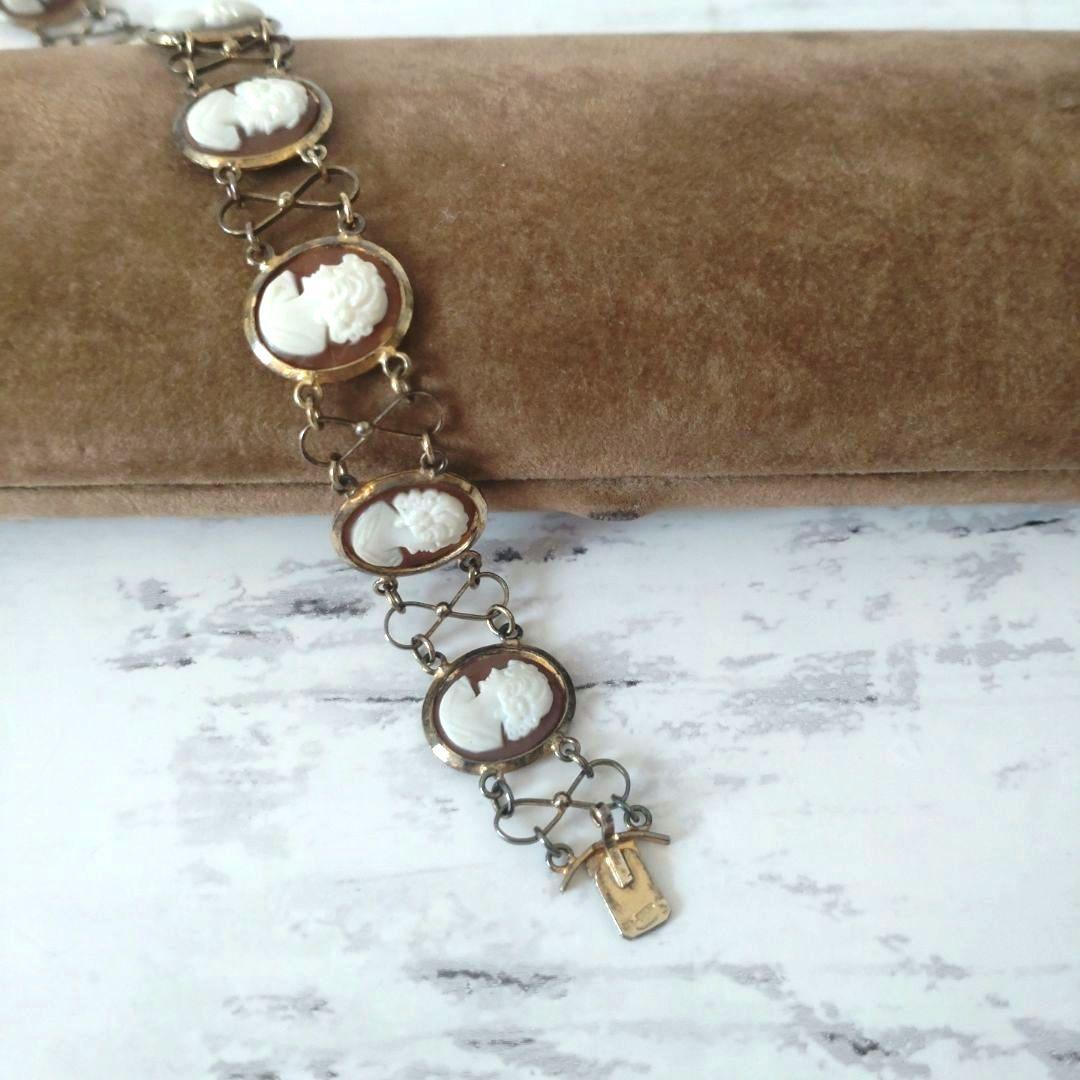 年代物　AVRIGA ROMA 　カメオ調 ブレスレット　カメオ