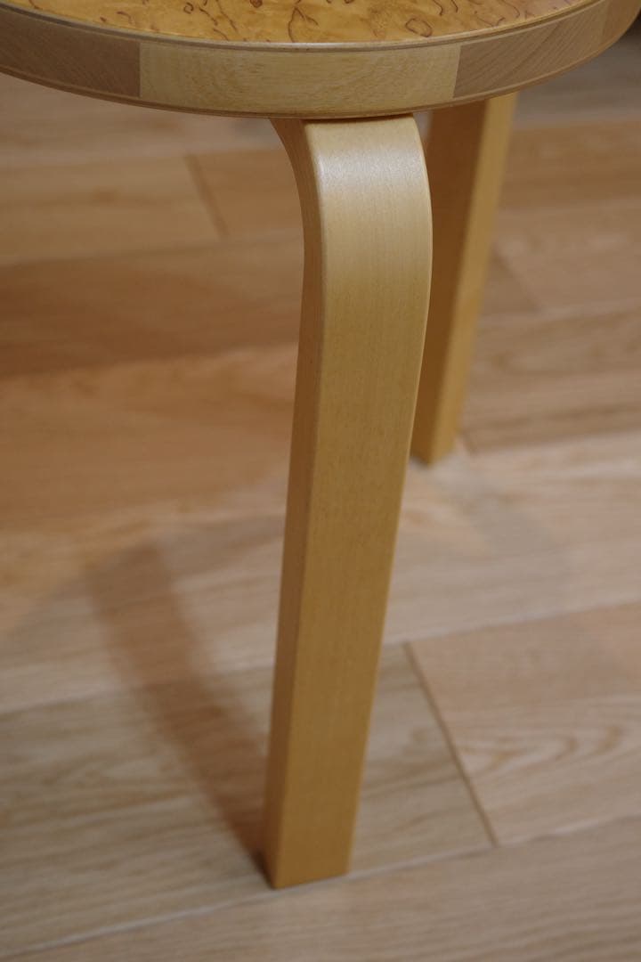 ぼ*ぶ様 Artek スツール60 カーリーバーチ