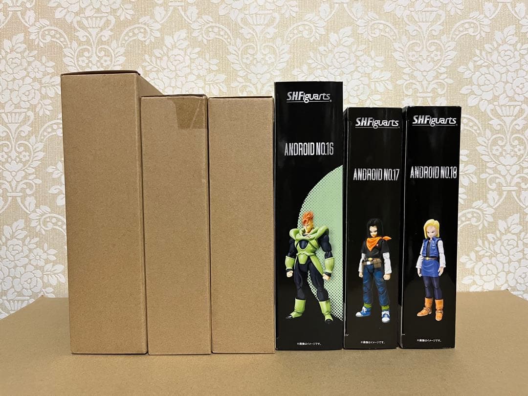 S.H.Figuarts ドラゴンボール　人造人間 16号 17号 18号