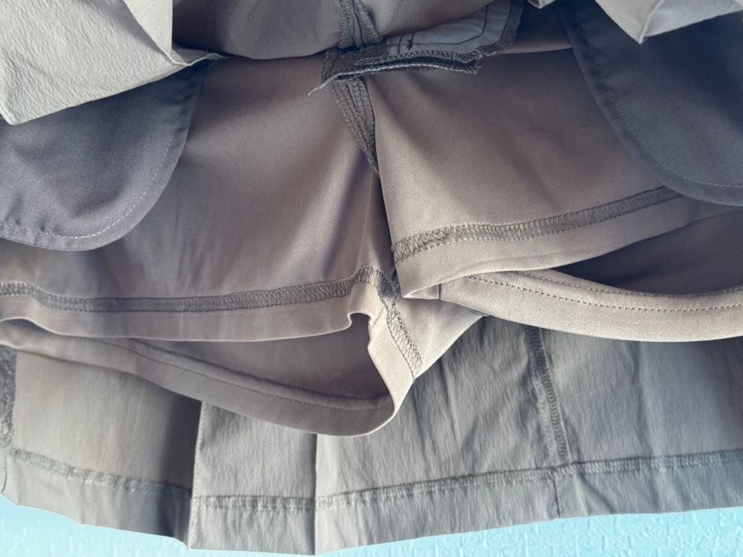 レディースウェア RUFFLOG ADJUSTABLE SIDE POCKET PLEATED