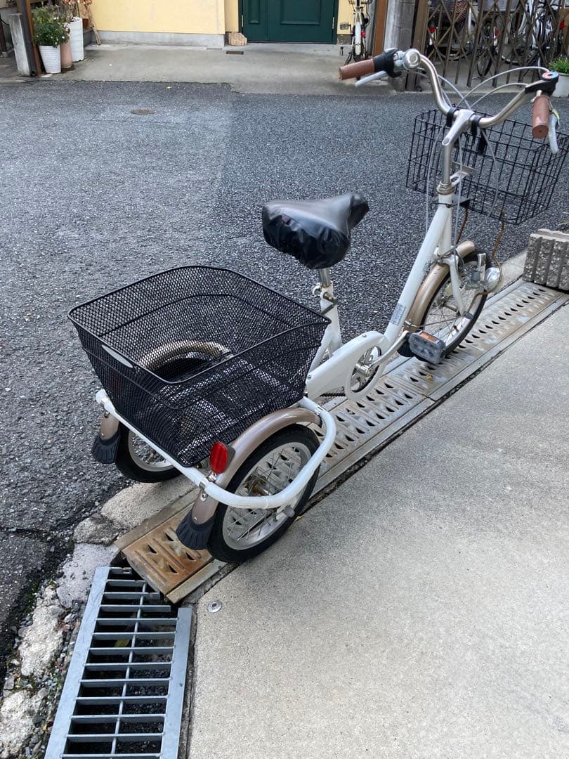 高齢者　大人用　三輪自転車　used 引き取り希望　大阪発
