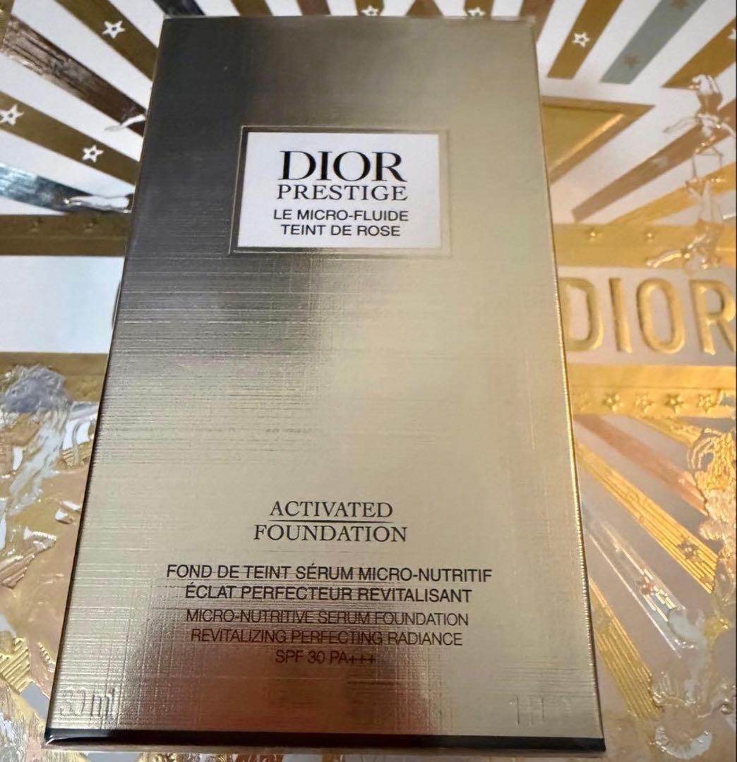 DIOR ディオールプレステージ ル マイクロ フルイド タン　ファンデーション