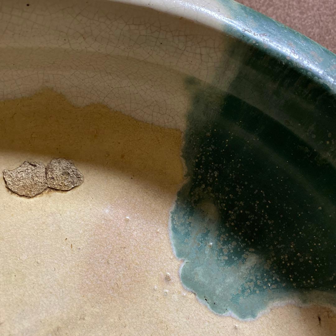 睡蓮鉢　大鉢　脚付き　メダカ鉢　華器