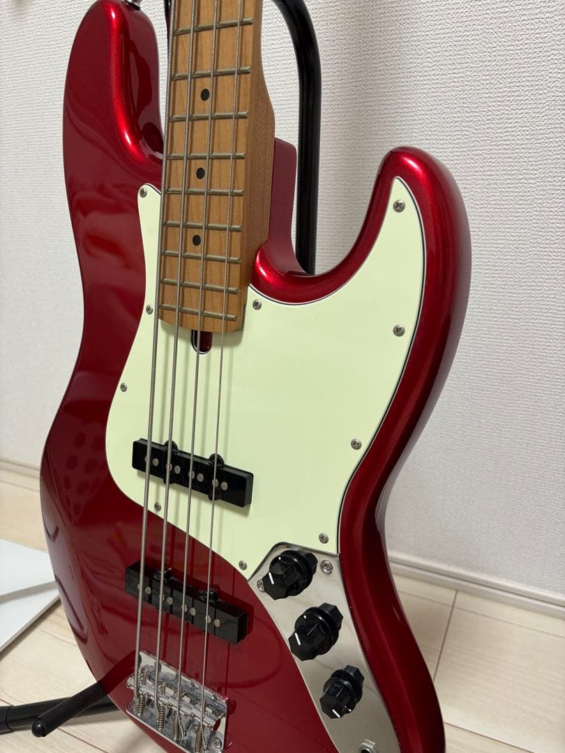 Bacchus Universe Series ジャズベースタイプ（レッド）