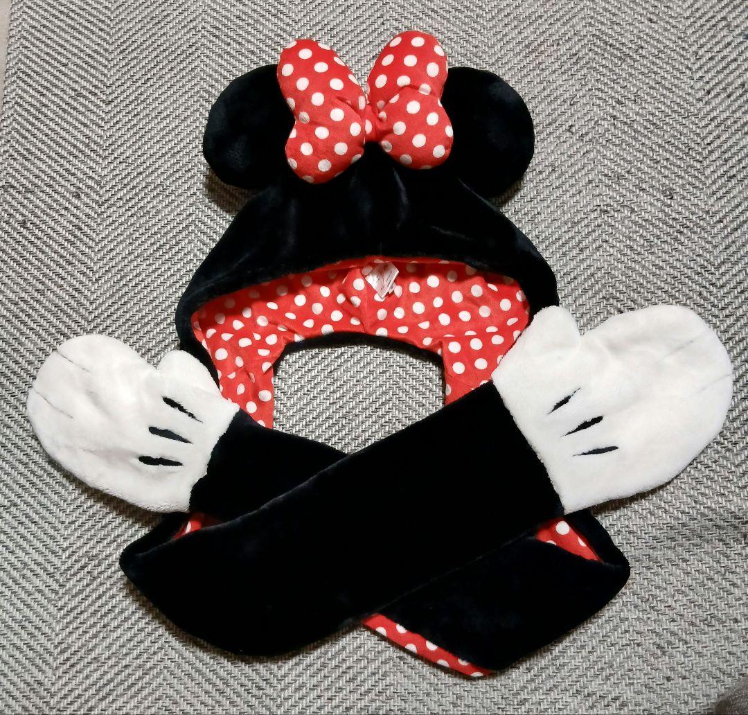 ディズニー　ミニーマフラーファンキャップ