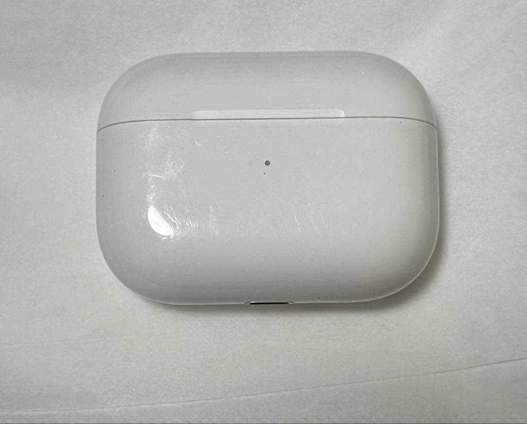 Apple AirPods Pro 充電ケース＋ライトニングケーブル2本付き