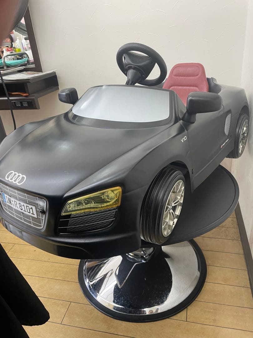 子供カット椅子　美容室　理容室