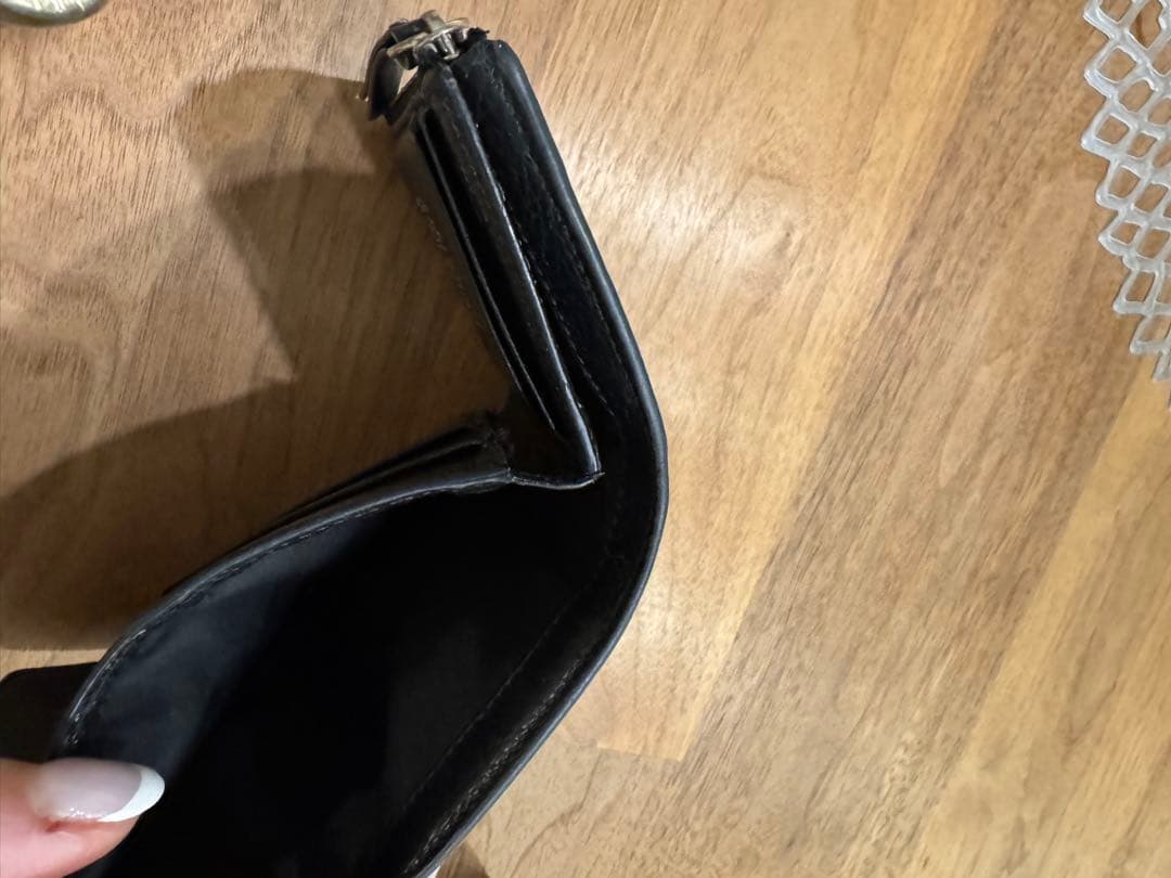 メゾンマルジェラ　黒レザー財布