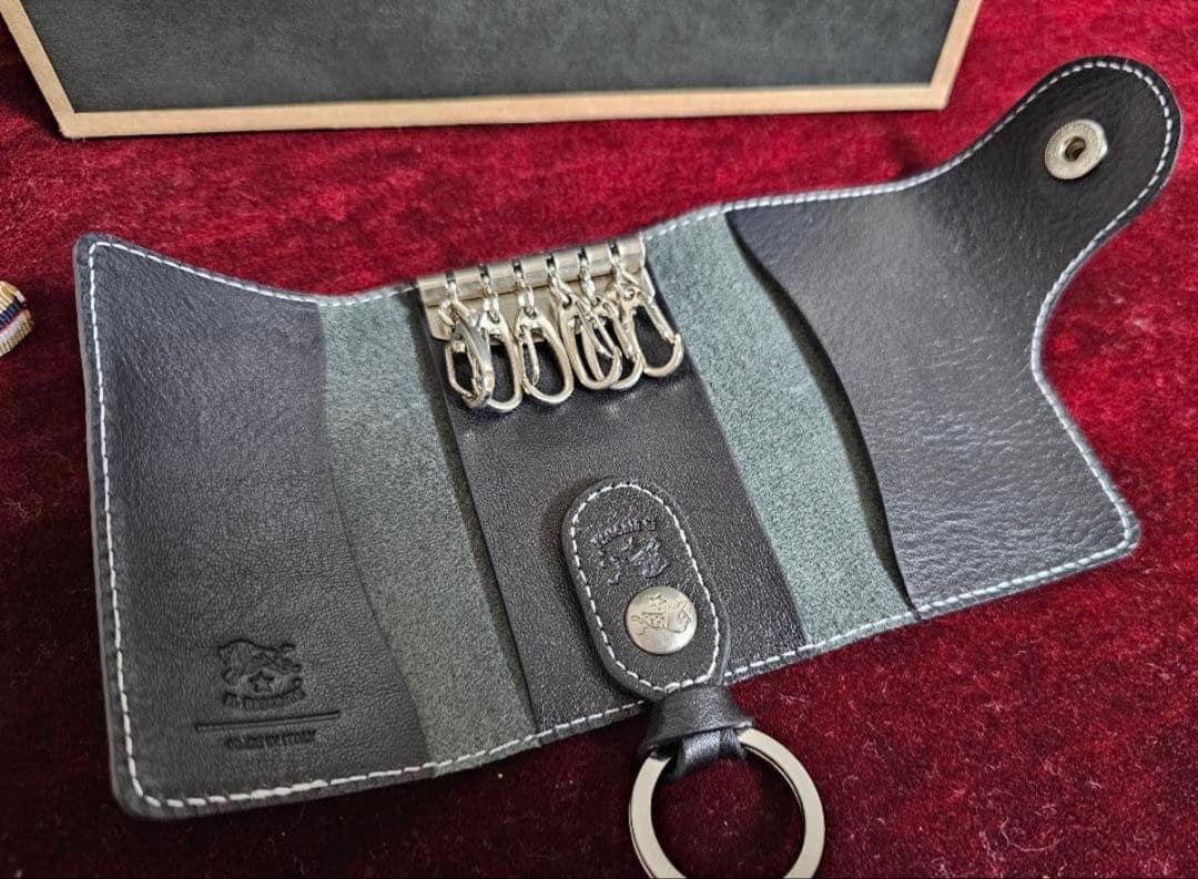 イルビゾンテ 55周年記念デザイン メダルコレクション キーケース