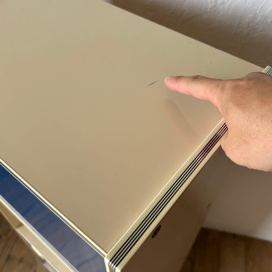 【 希少 の 青 】　レトロポップ　棚