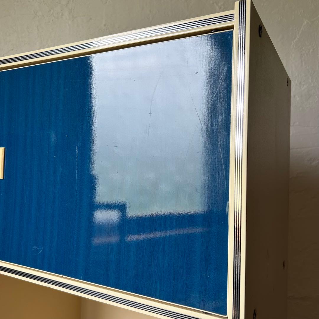 【 希少 の 青 】　レトロポップ　棚