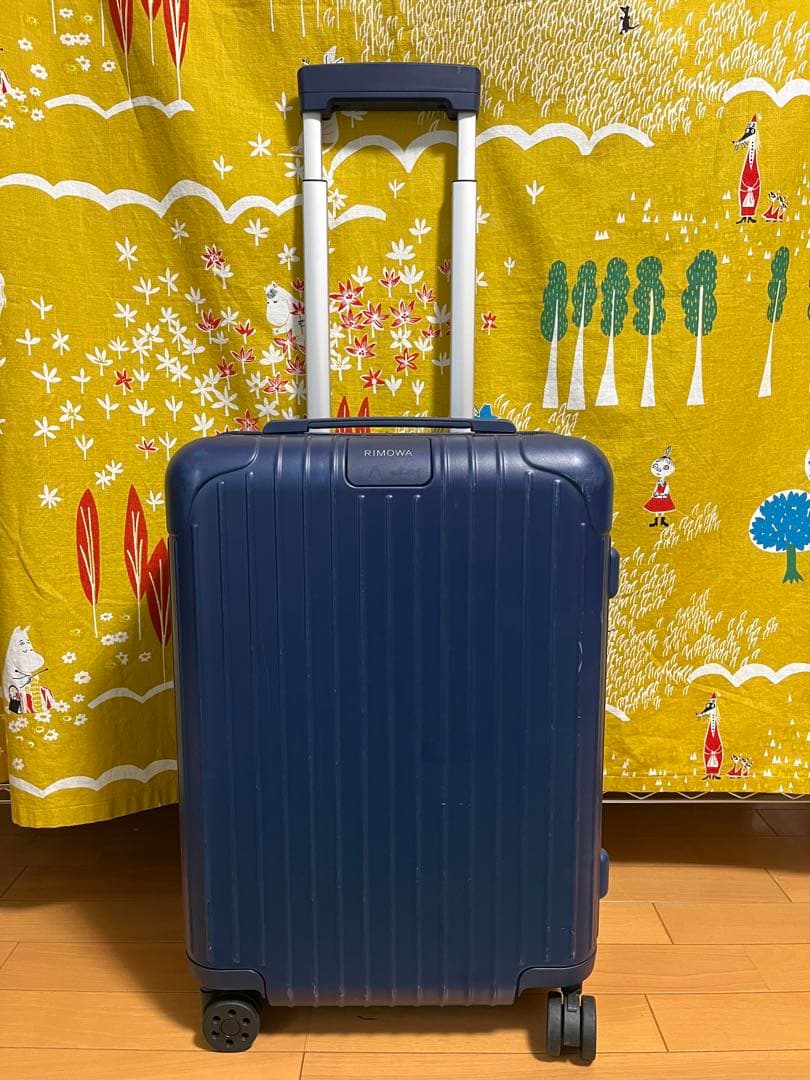 永年保証付　正規品RIMOWA リモワ Essential 36L キャリー