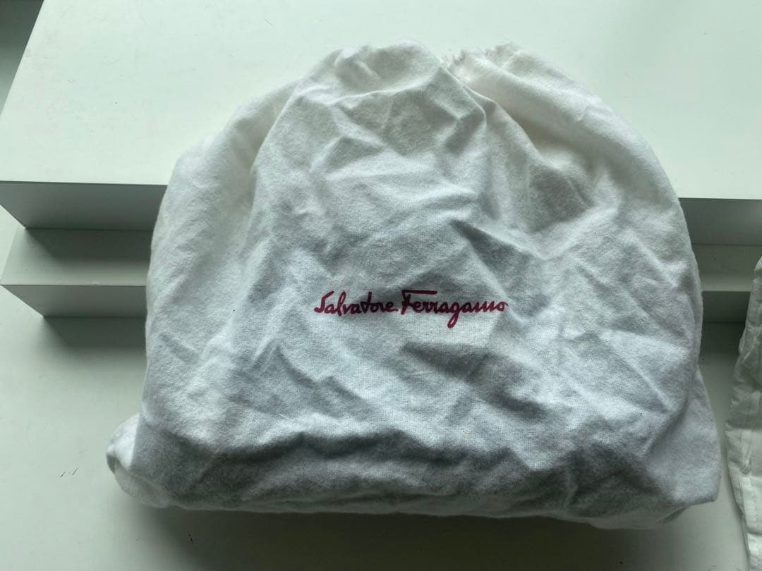 最終値下げ Ferragamo ガンチーニ バッグ ラタン　かご　クランチ