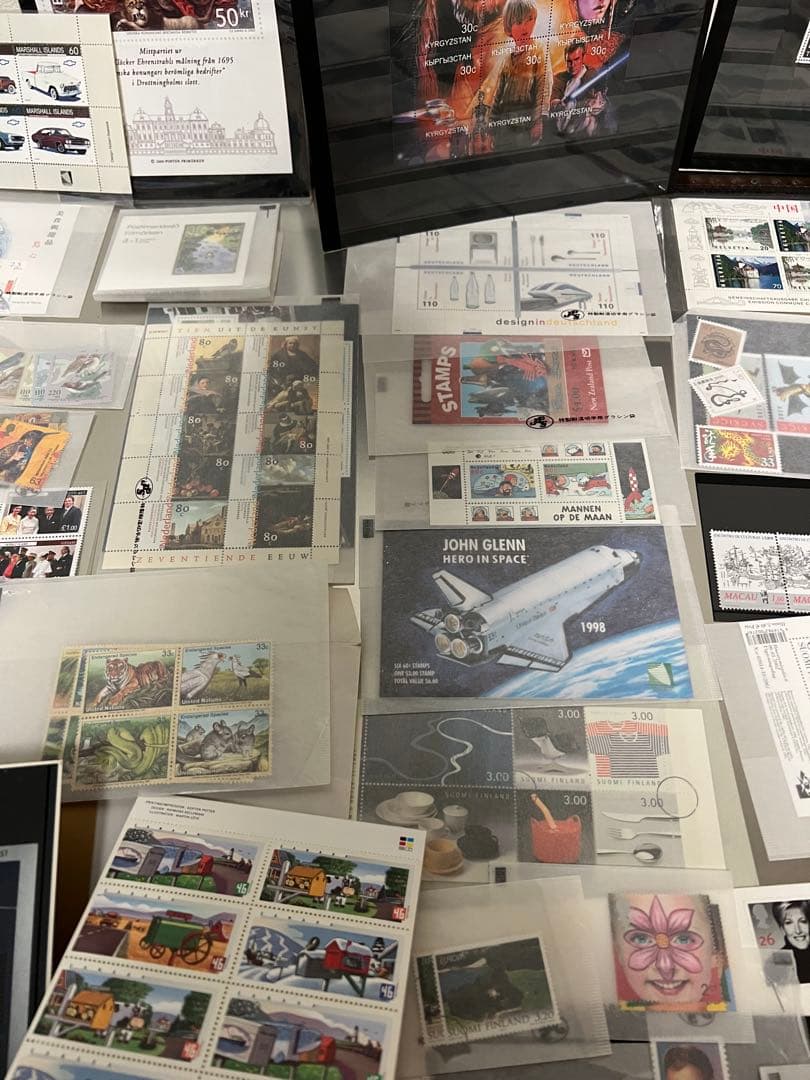 外国切手　未使用　まとめ売り　イギリス　中国　アメリカ　香港　ユーロ　切手