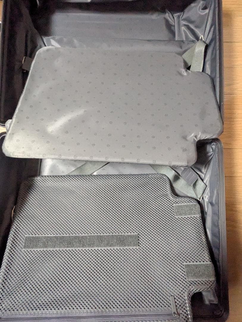 【2回のみ使用】リモワ クラシックキャビン☆RIMOWA