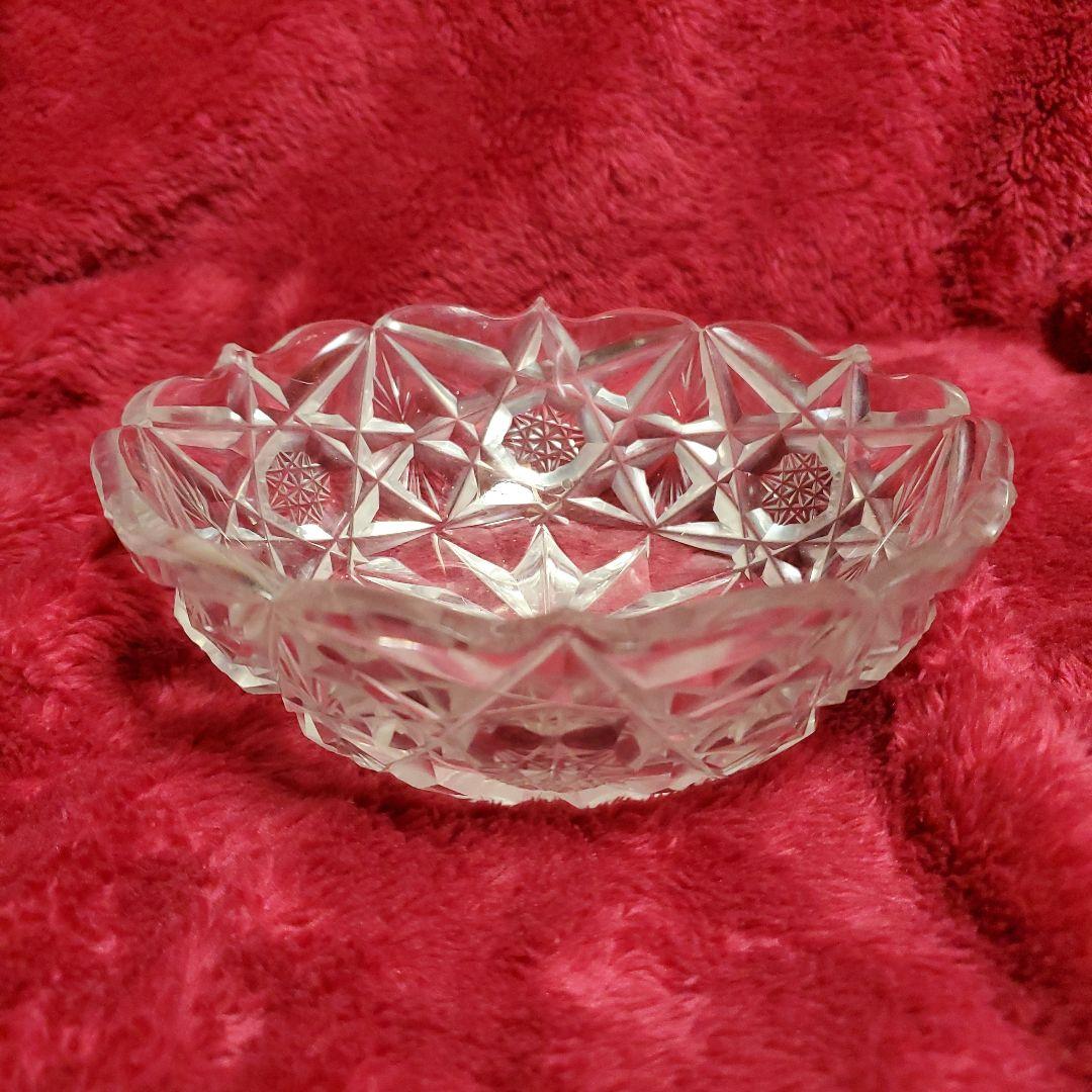 ギヤマン鉢。江戸切子