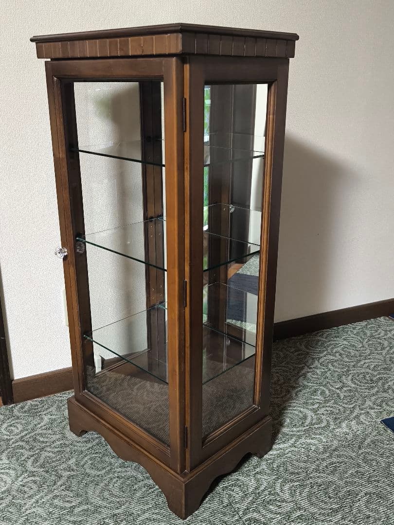ガラスケース　ガラス飾り棚　キャビネット　コレクションケース　ショーケース