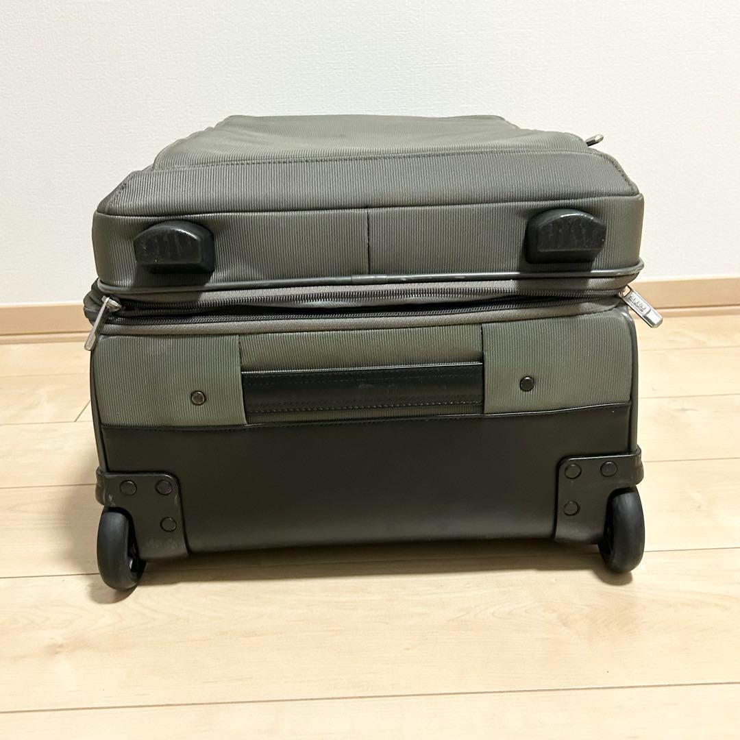 希少✨ ゼロハリバートン スーツケース キャリーケース 大容量 拡張機能有