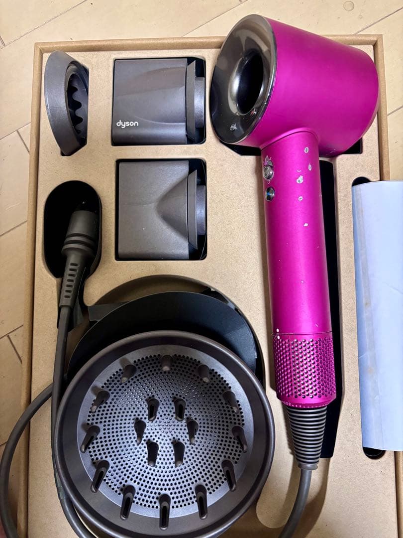 【美品スタンド付き】Dyson Supersonic ヘアドライヤー ピンク