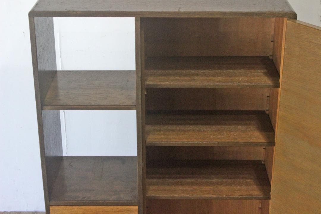 レトロ 小振り キャビネット 戸棚 引き出し 抽斗 3杯 収納 左右非対称 木製