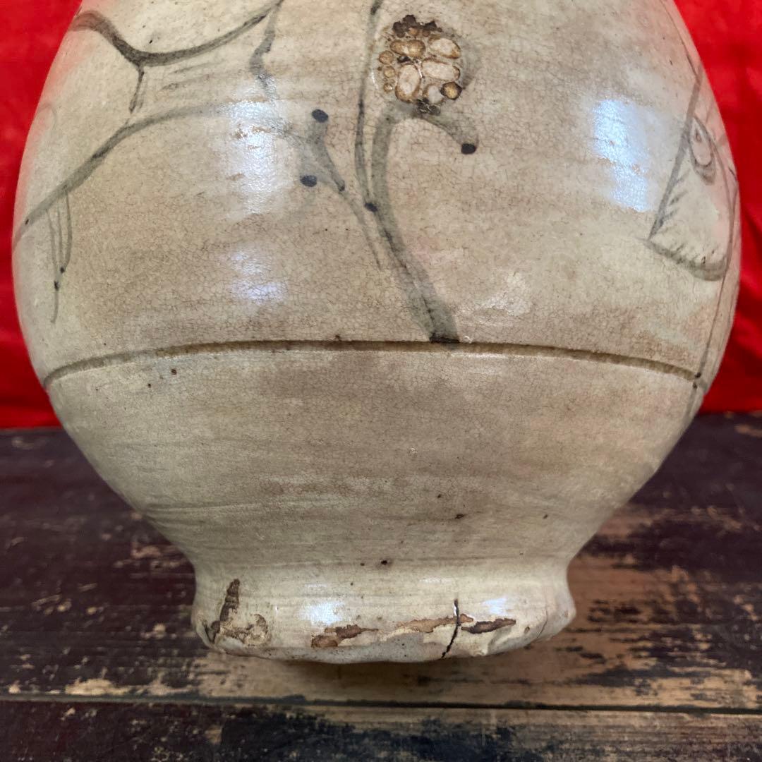 李朝　粉青沙器　白地鉄絵　瓶　徳利　魚水草文　　 鶏龍山