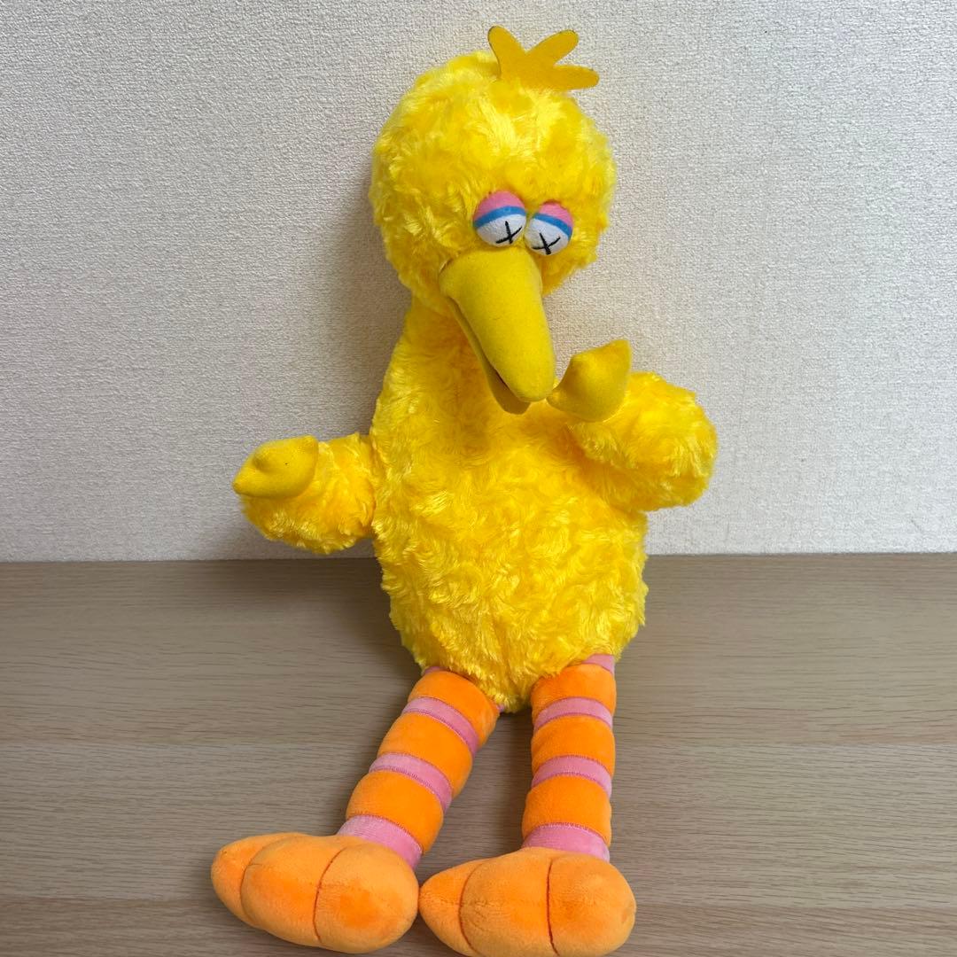 KAWS セサミストリート　UNIQLO ぬいぐるみ