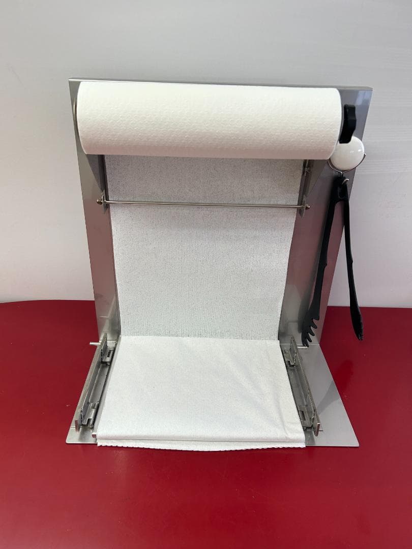 ペット用トイレ（小型犬用）　　実用新案登録　第3243494号