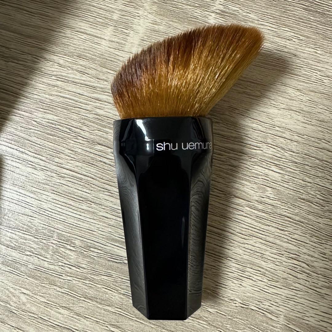 シュウウエムラ ペタル30K ブラシ&ルミマットセッティングジェルインパウダー