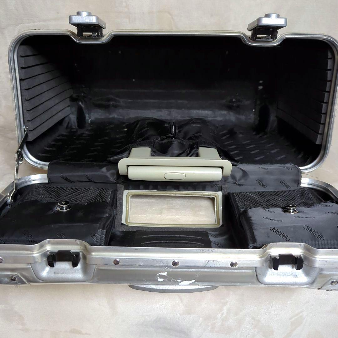 リモワ パイロットキャリーケース アルミ 2輪 トラベルバッグ 廃盤モデル 中古