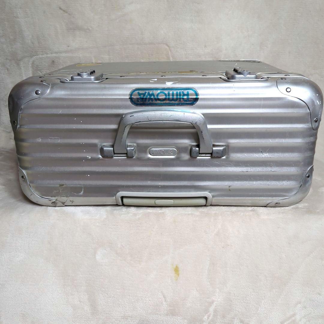 リモワ パイロットキャリーケース アルミ 2輪 トラベルバッグ 廃盤モデル 中古